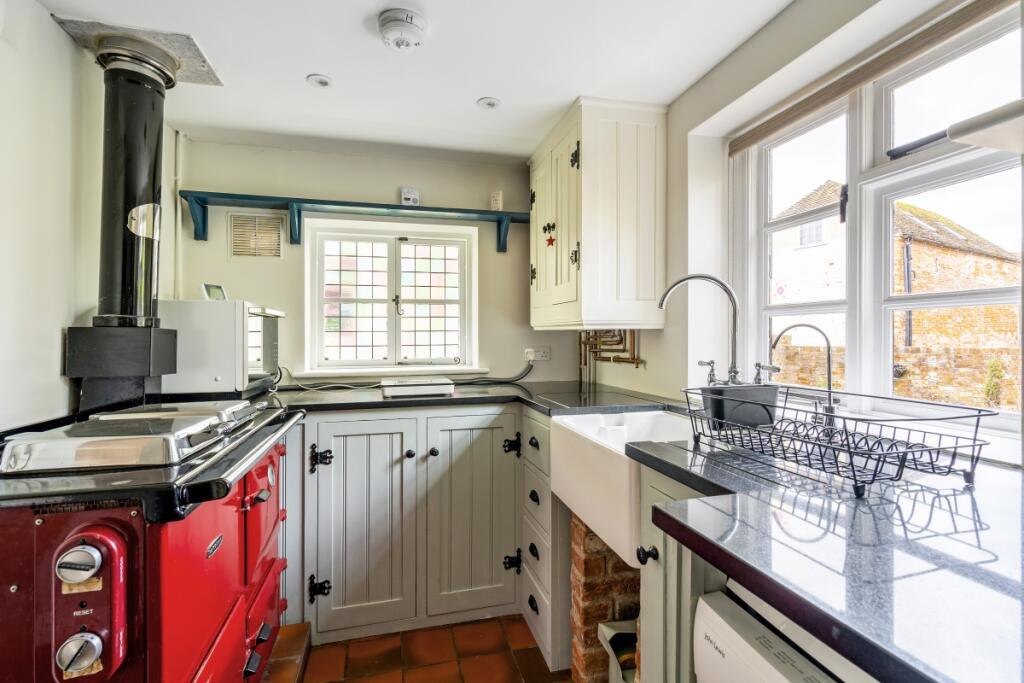 Drake Cottage 316...