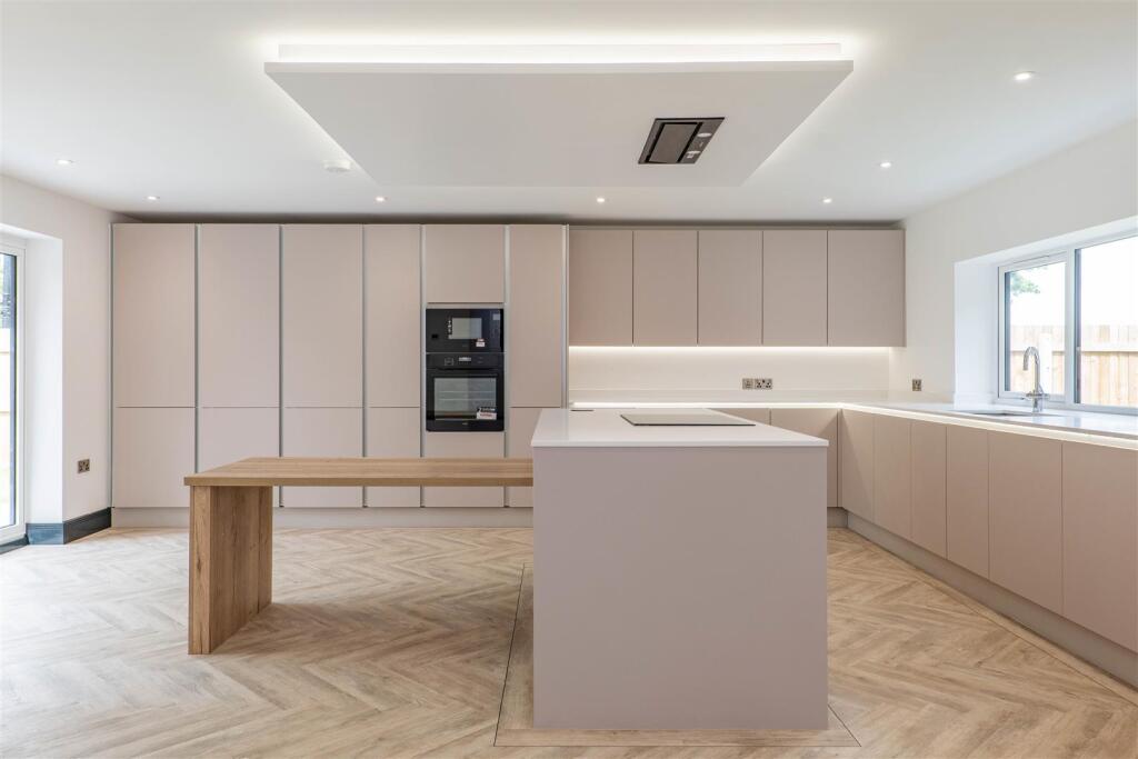 Kitchen/Breakfast Room
