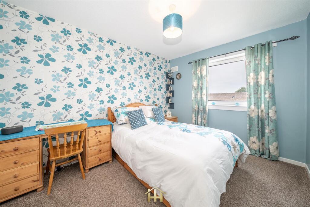 22 BALBEGGIE TERR DD4 8RL EDIT (20 of 48).jpg