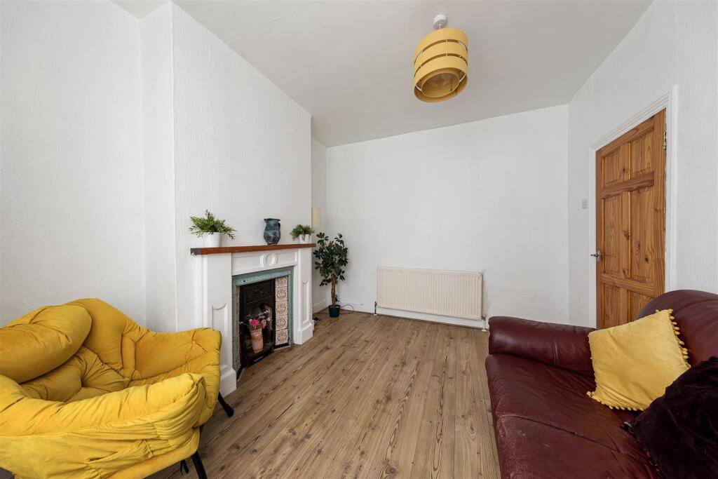 Geere Road E15