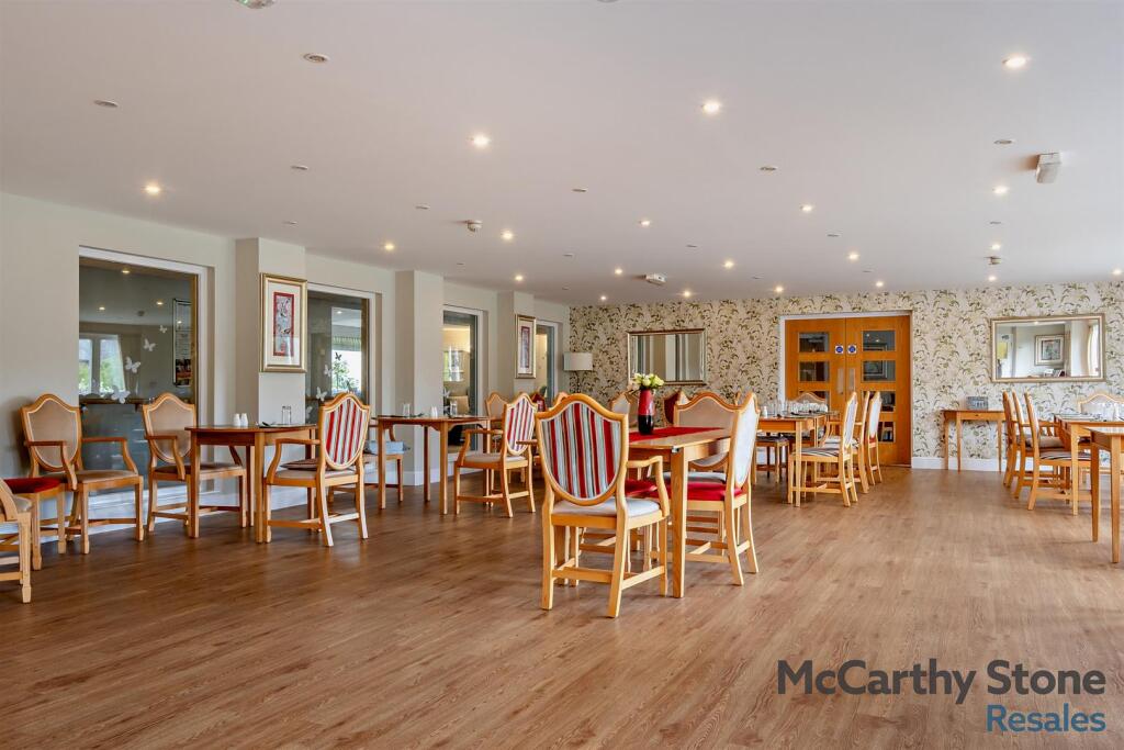 8652104-interior19-800.jpg