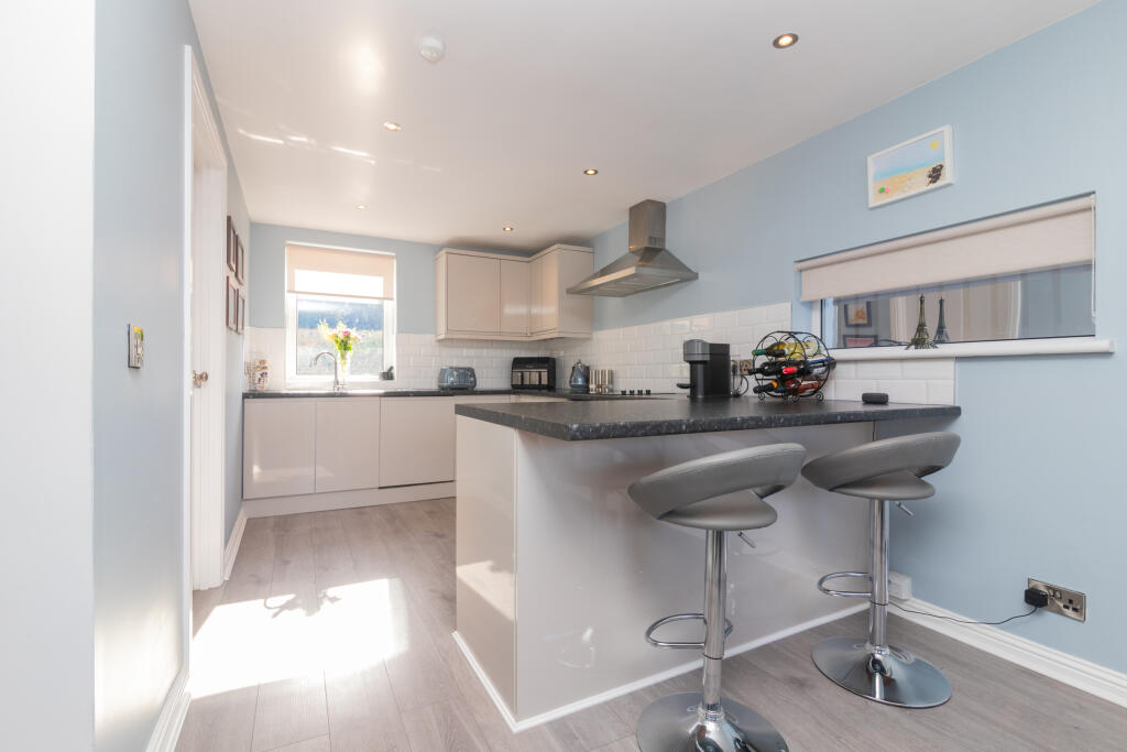 Hollybank Hagg Crescent Johnstone PPA5 8TB 4L-16