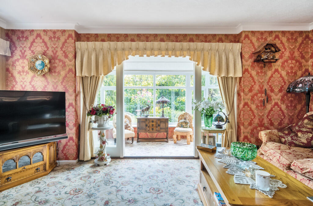 1299573-14-683752...