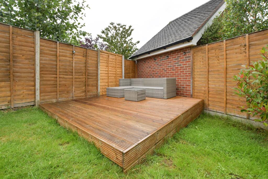 Patio / Decking