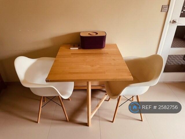 Dining Table Extendable