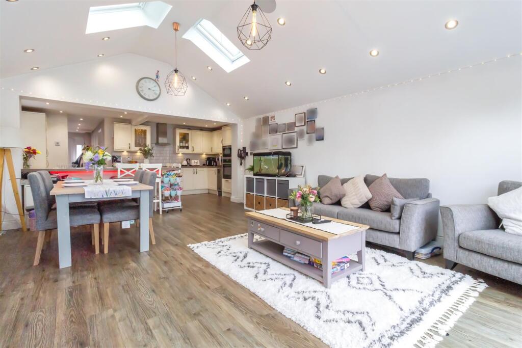 Rodean Road 68-007.jpg