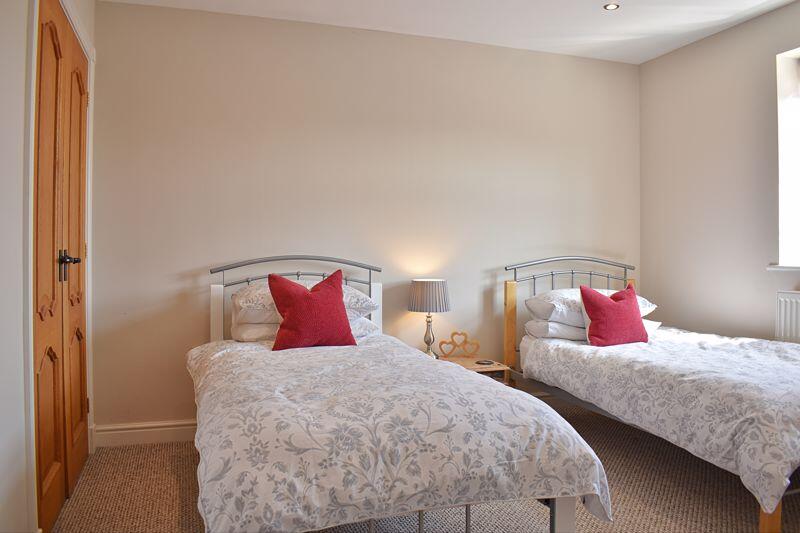 bed 4