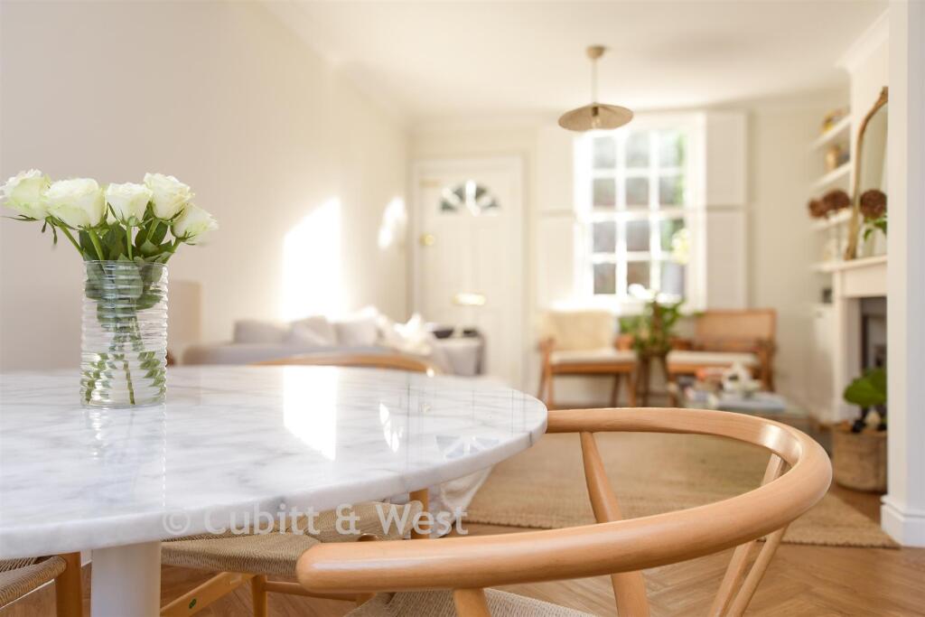 Internal Lifestyle Photograph