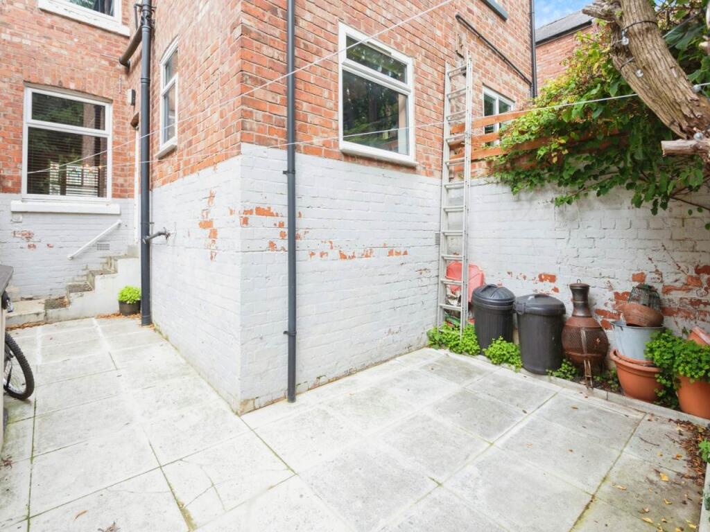 Courtyard Garden (2)