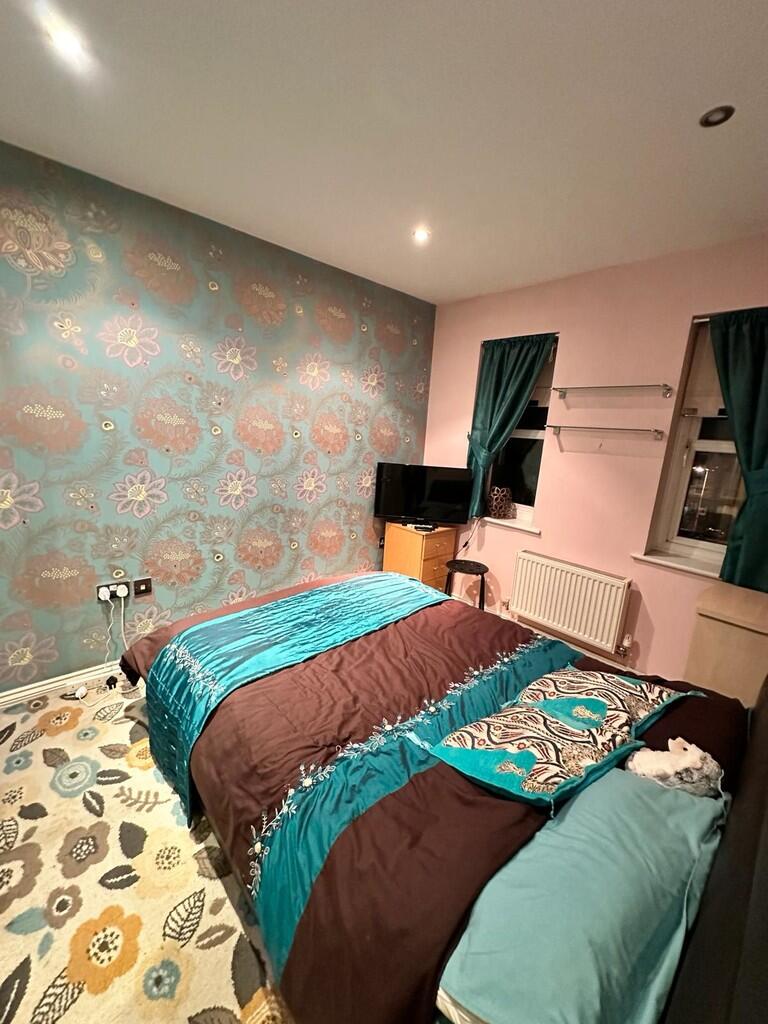 IMG-20240328-WA00...