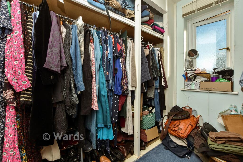 Walk-In Wardrobe