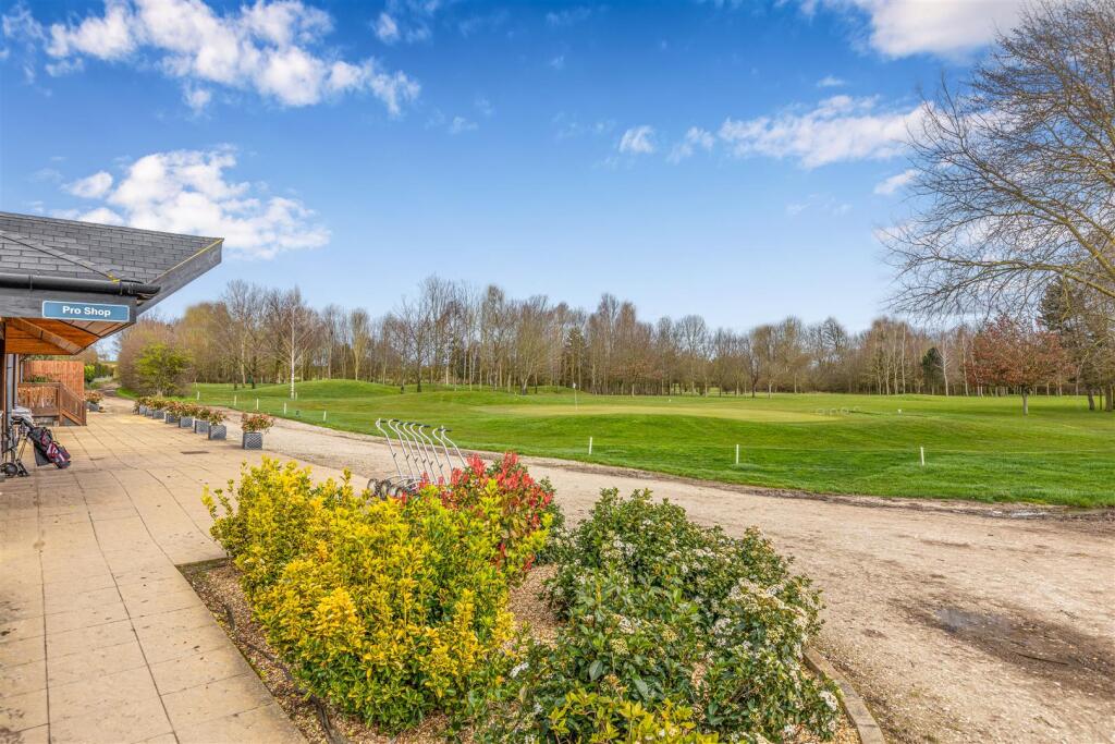 Lower Stondon Golf Club