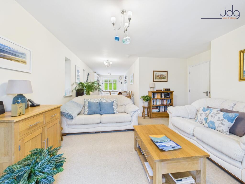 Open Plan Kitchen Diner and Living