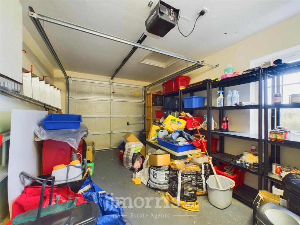Integral Garage