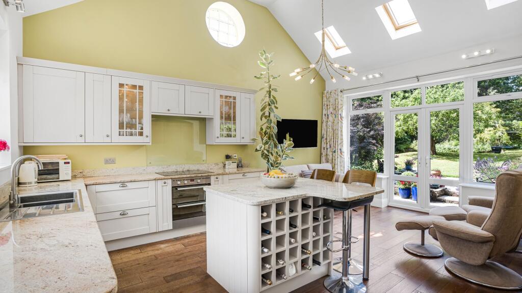 Kitchen/Family Room