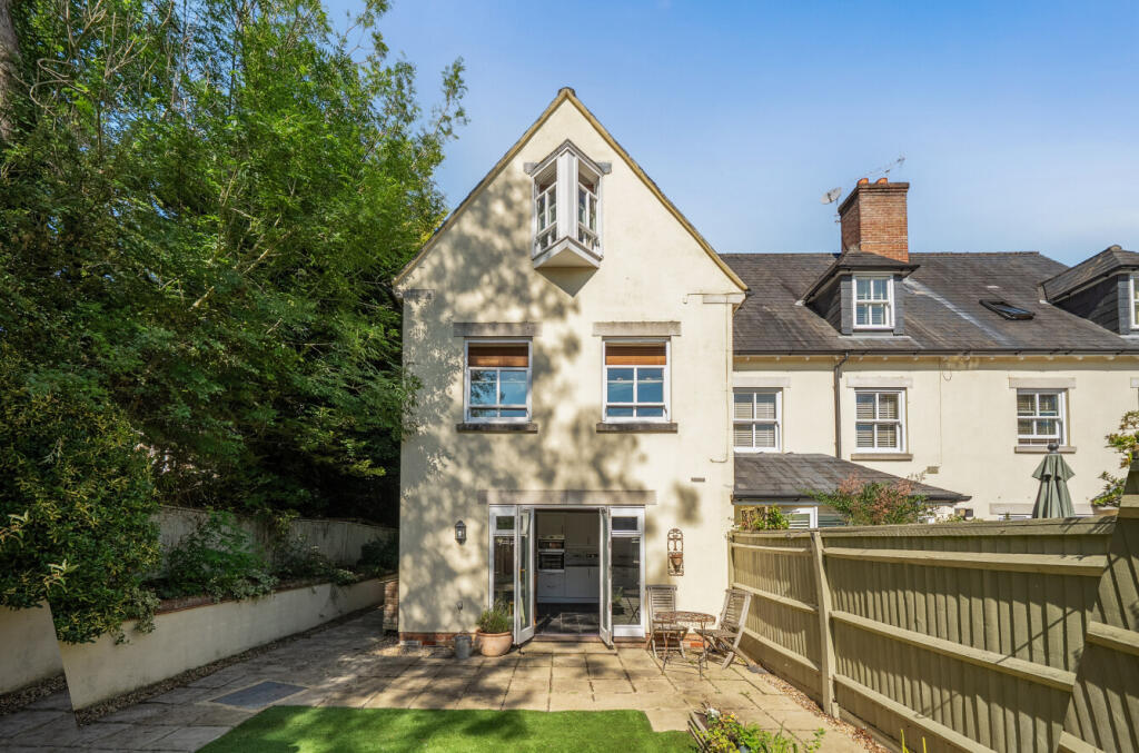 1321388-8-686f835...