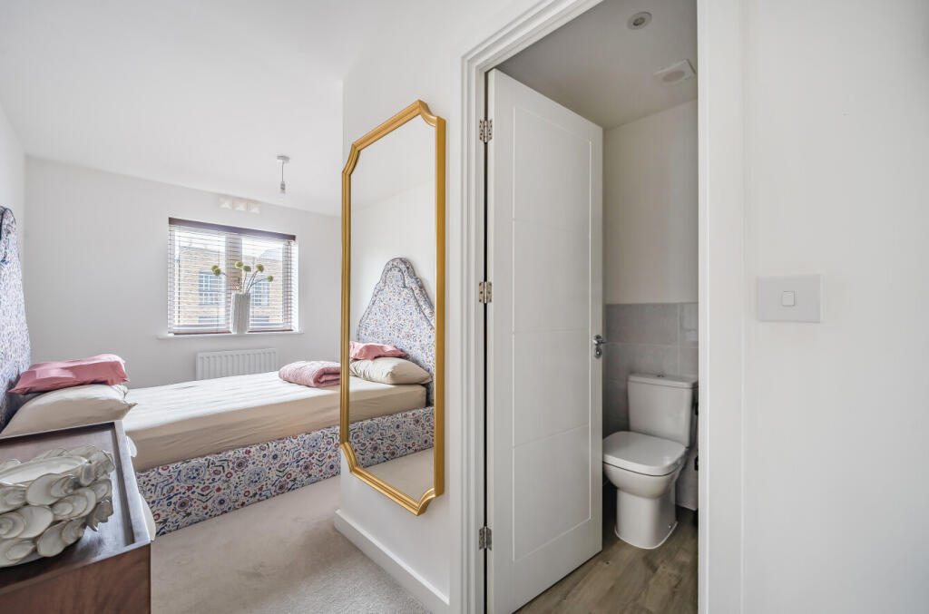 1363027-16-68ecf5...