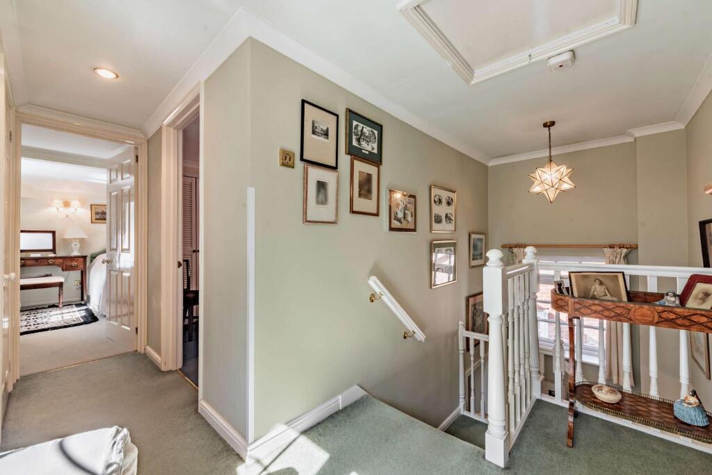 8550850-interior23-800.jpg