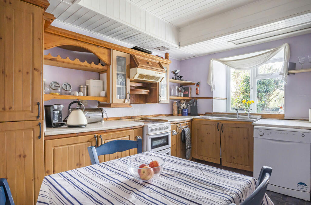 Kitchen/Breakfast Rm