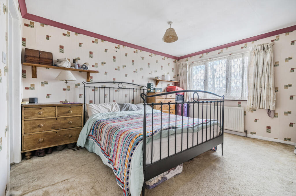 1349731-22-68b9af...