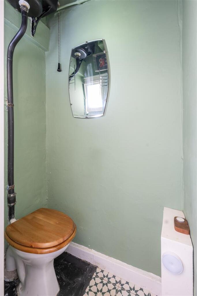 St. Barnabas Road, E17