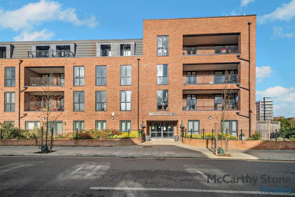 8671085-exterior01-800.jpg