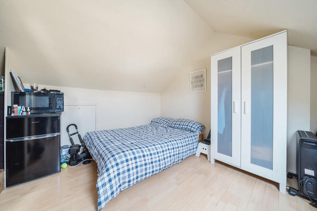 1334735-20-689369...