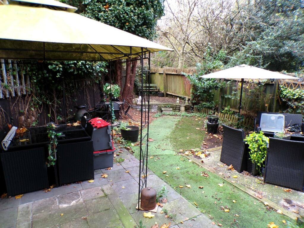 MonsallRd133gdn2.JPG