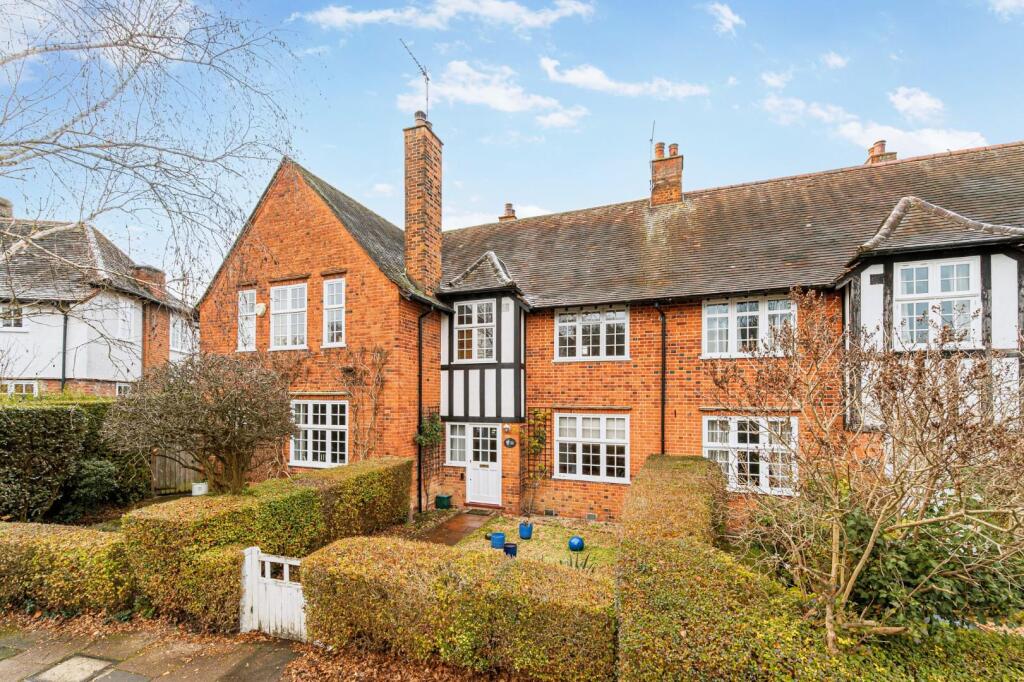 Holyoake Walk, W5