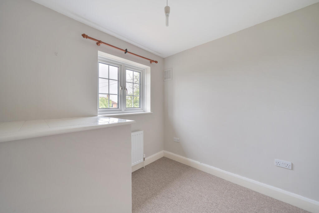 1315656-13-685bd4...