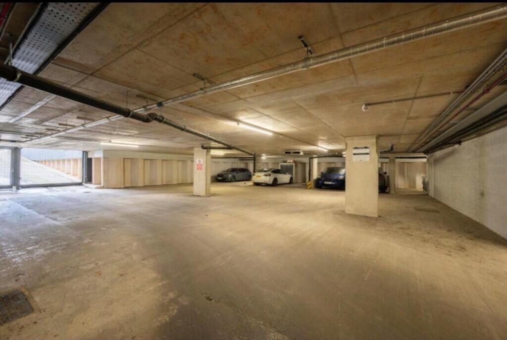 Car park.jpg