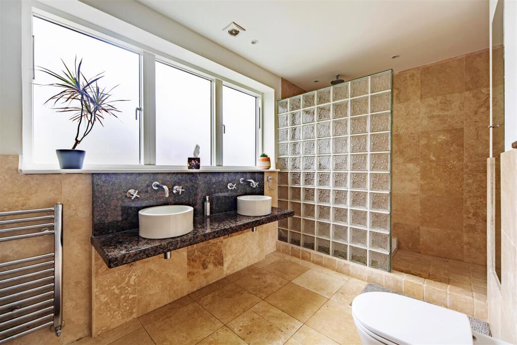 2_WITHDEAN_LANE_25.01.24_NICHOLAS_JAMES_JPEGs-21.j