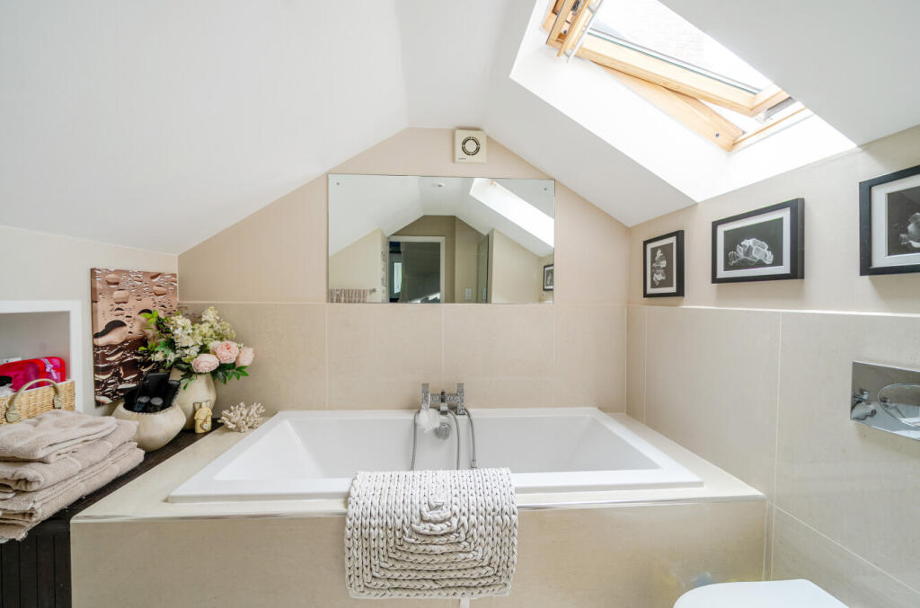 1328938-7-6880dde...