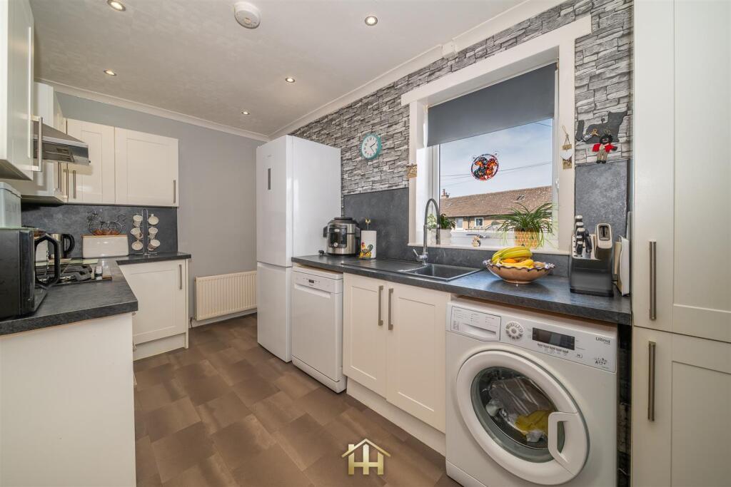 22 BALBEGGIE TERR DD4 8RL EDIT (29 of 48).jpg