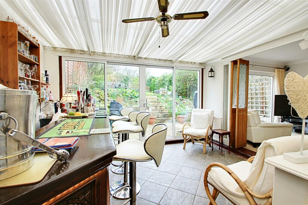 Conservatory 1.jpg