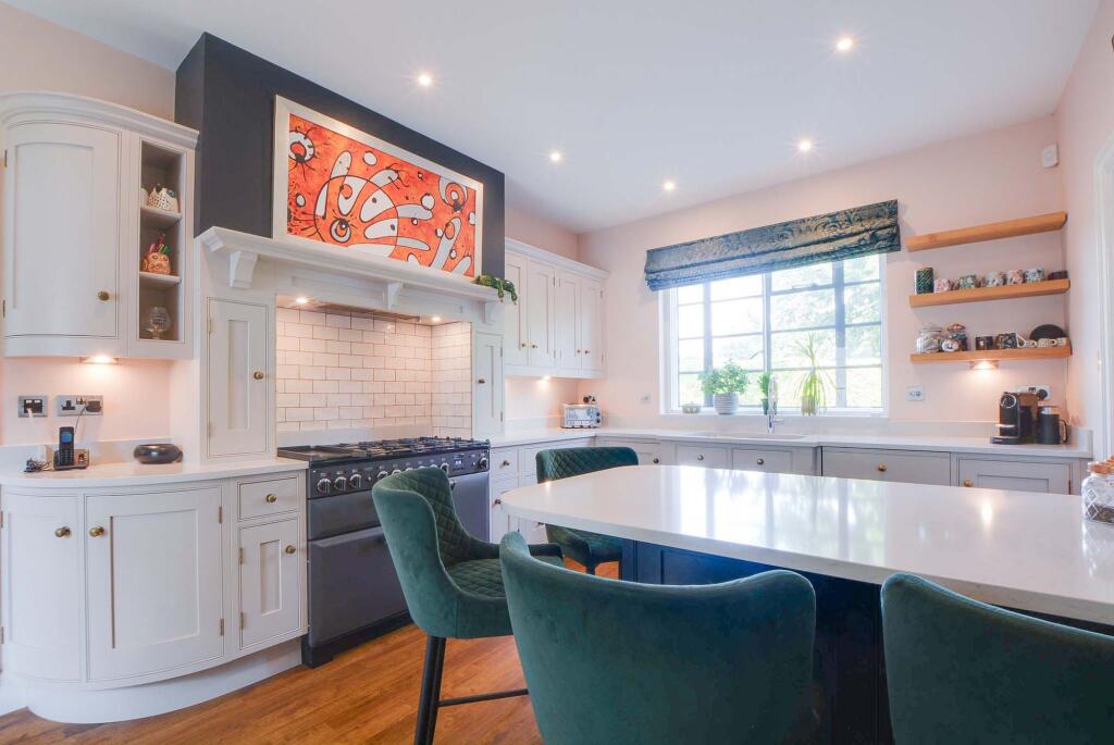 Fitted Breakfast Kitchen