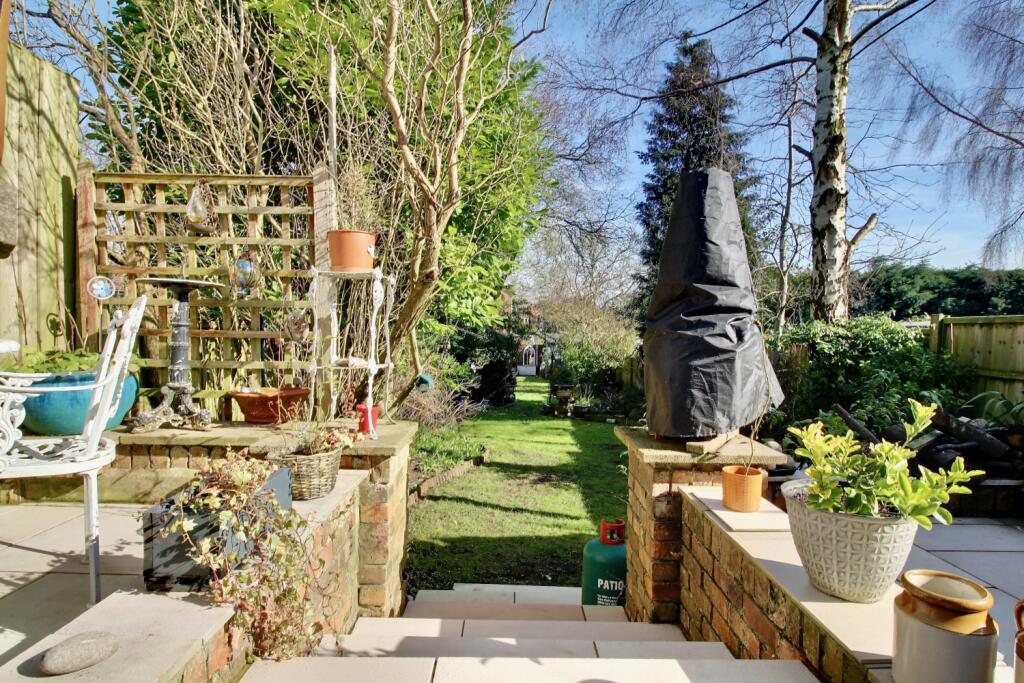 Extensive Private Rear Garden