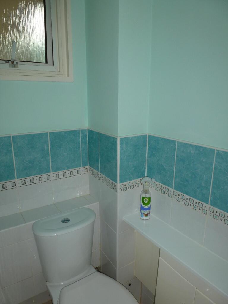 Cloakroom/wc