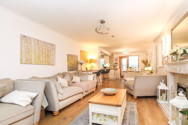 Kitchen/Diner/Family Room