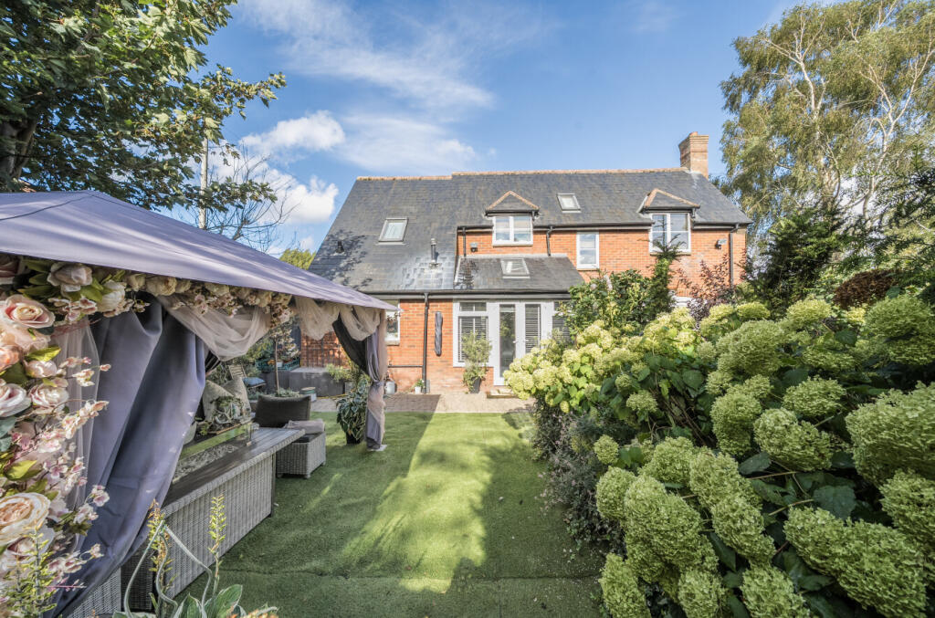 1353157-4-68c45f2...