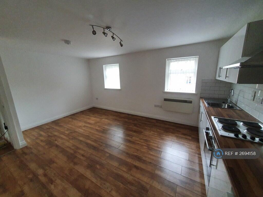 Lounge/Kitchen 2