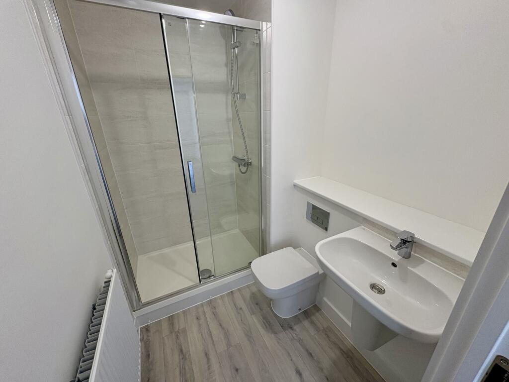 En-suite Bathroom