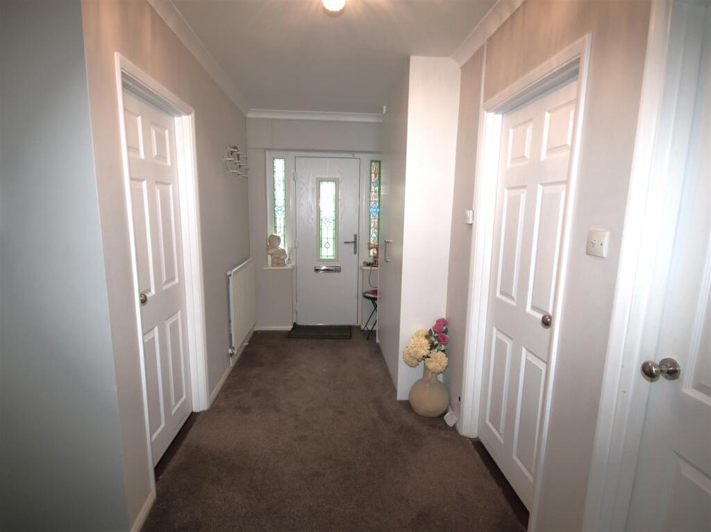 Hall b.JPG