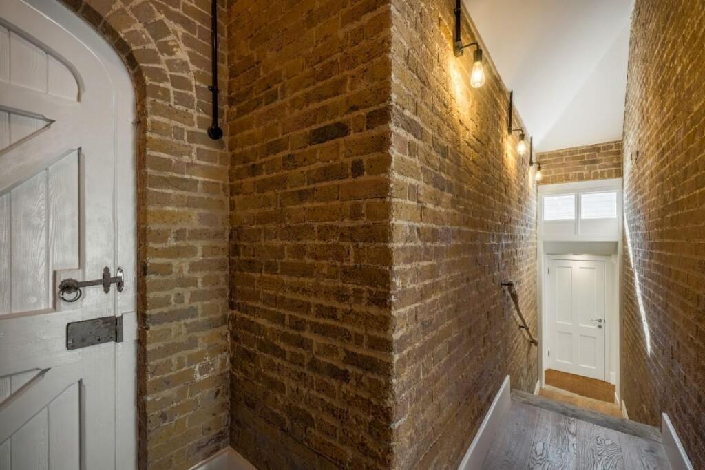 The Clock House 19.jpg