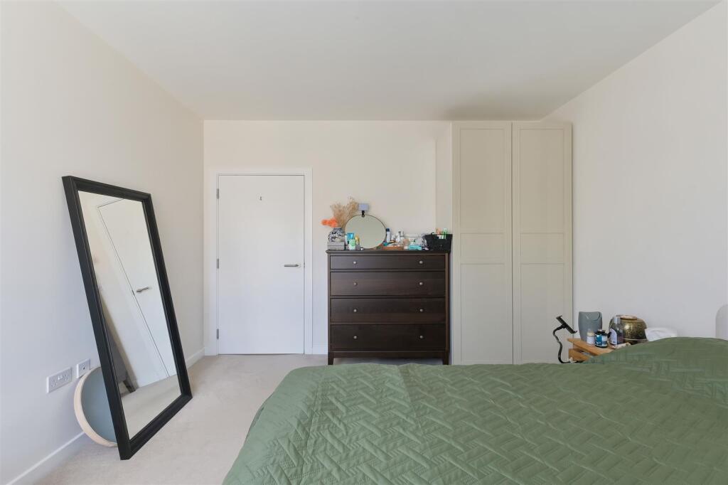 Flat 22, Croome House, 20 Engineers Way, Mill Hill