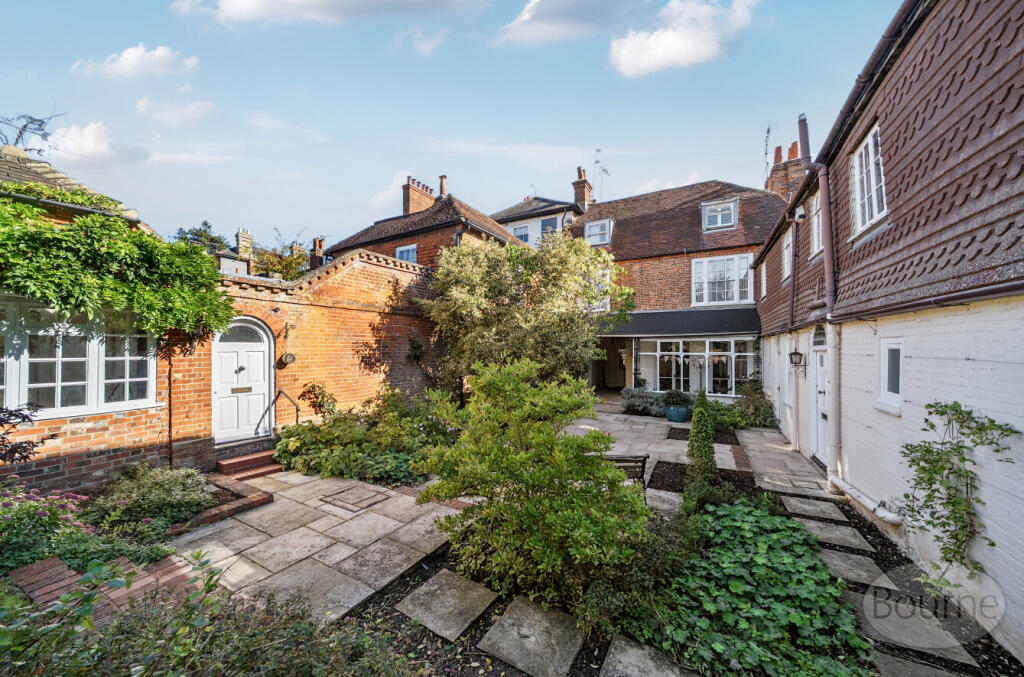 e3c99bca-4f48-453...