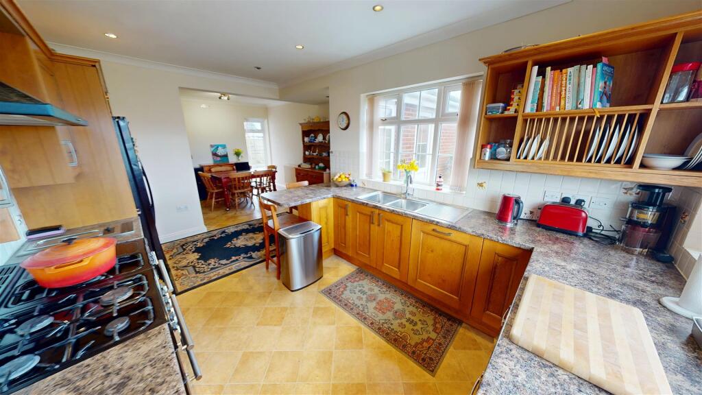 Crank Hill Kitchen Diner