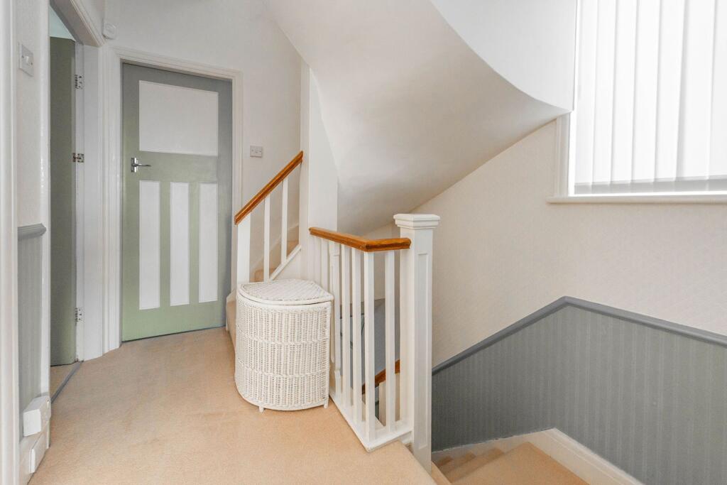 ENTRANCE HALLWAY AND LANDINGS