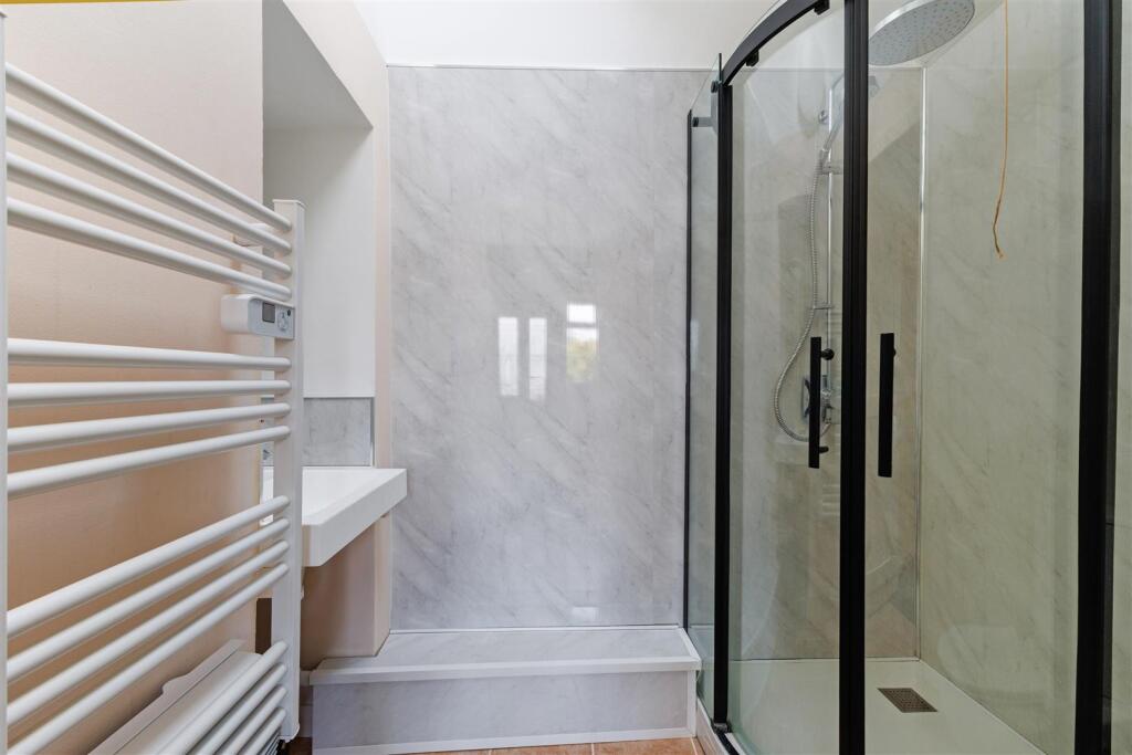 90351_31-Bisley-Old-Road  (20).jpg