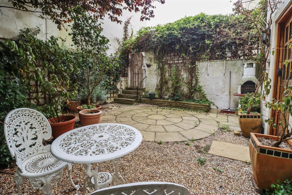garden #3.jpg